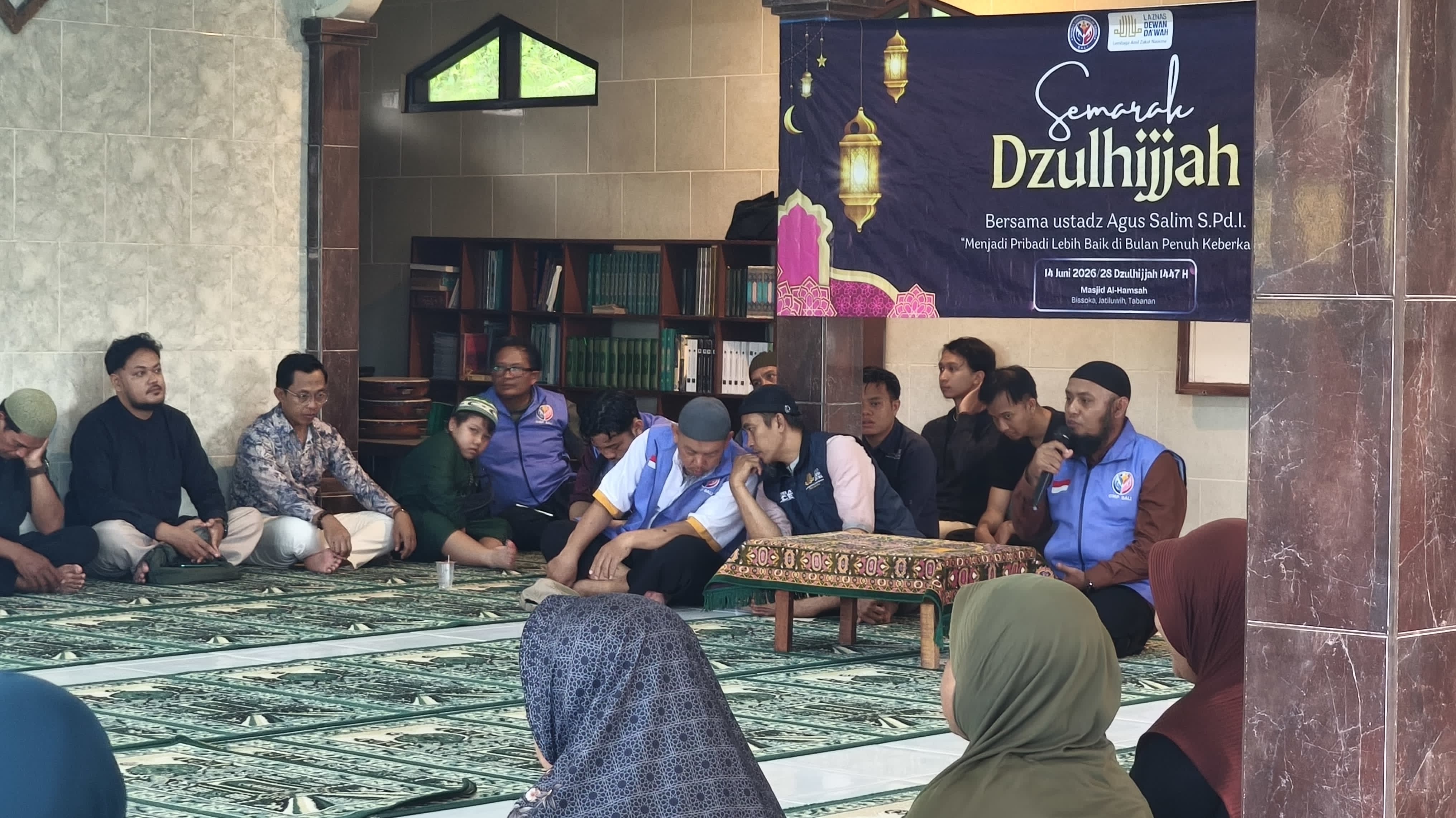 Kebersamaan relawan